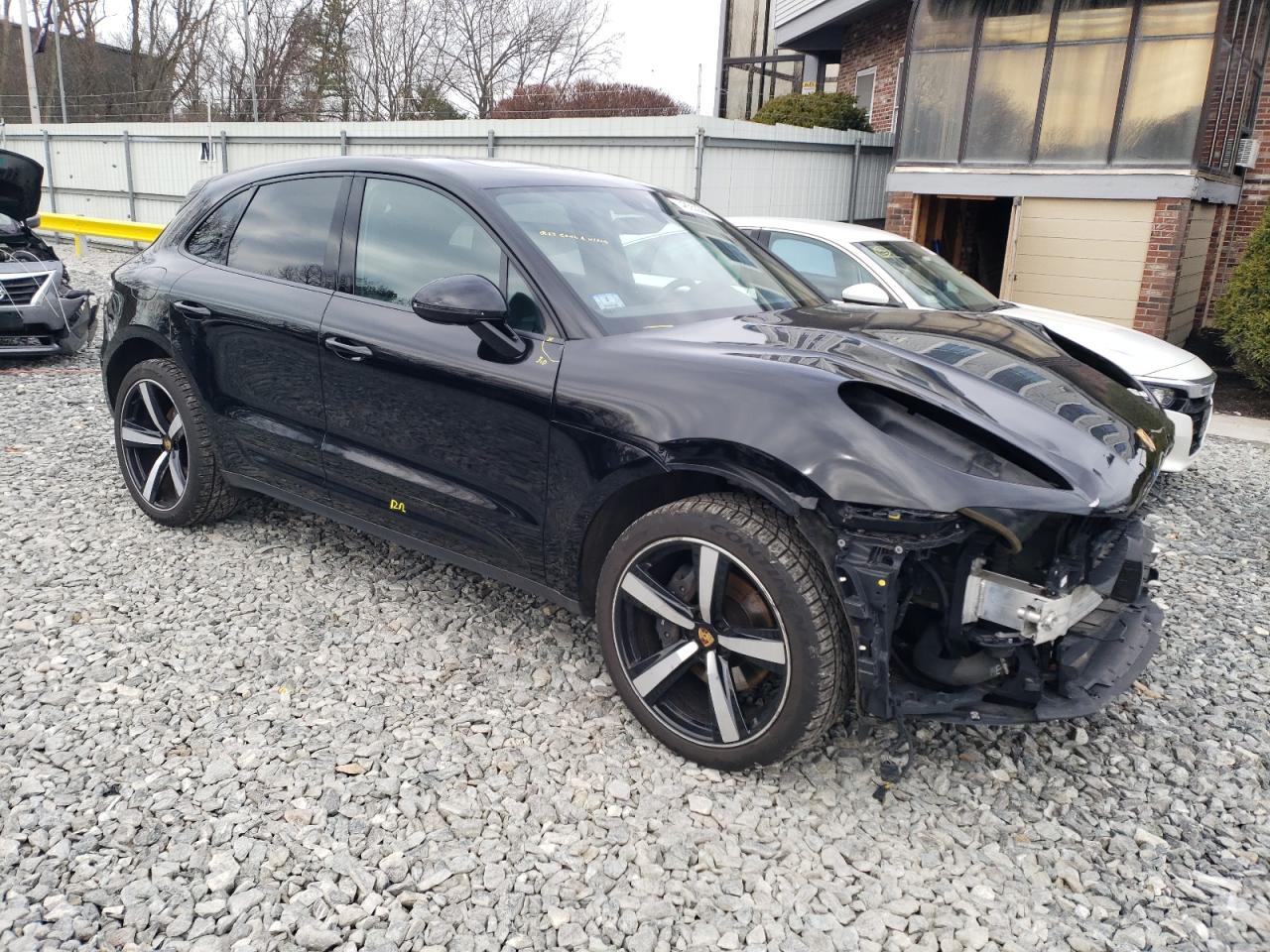 2022 PORSCHE MACAN  VIN:WP1AA2A51NLB00488