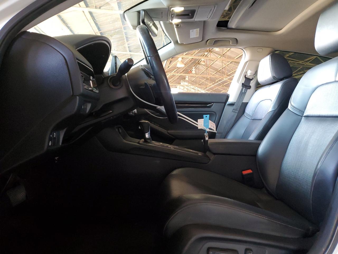 2022 HONDA CIVIC TOURING VIN:2HGFE1F98NH307945