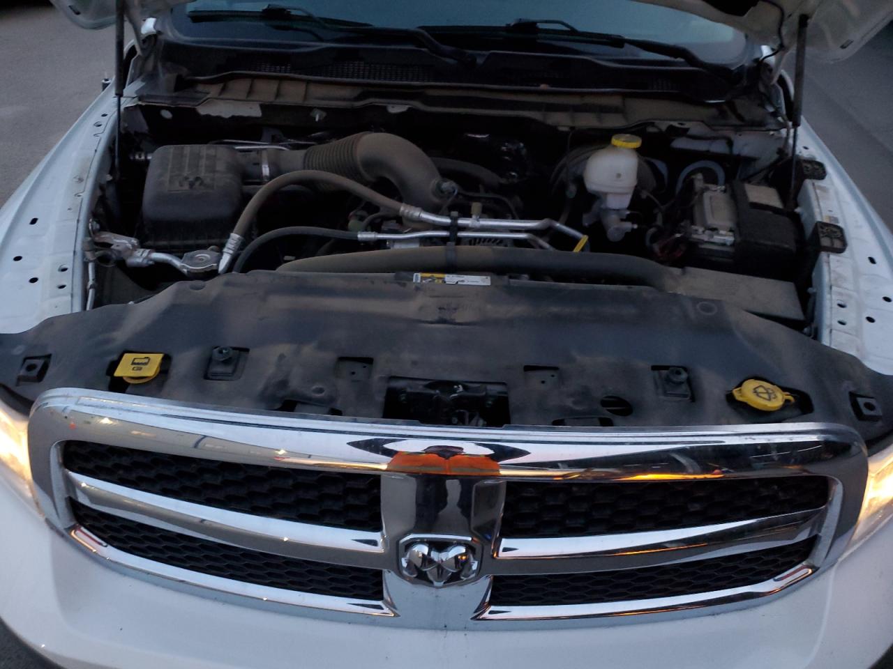 2022 RAM 1500 CLASSIC SLT VIN:3C6RR7LT2NG406044