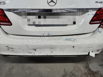 2016 Mercedes-Benz E 220 VIN: