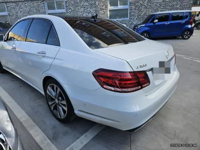 2014 Mercedes-Benz E 300 VIN: