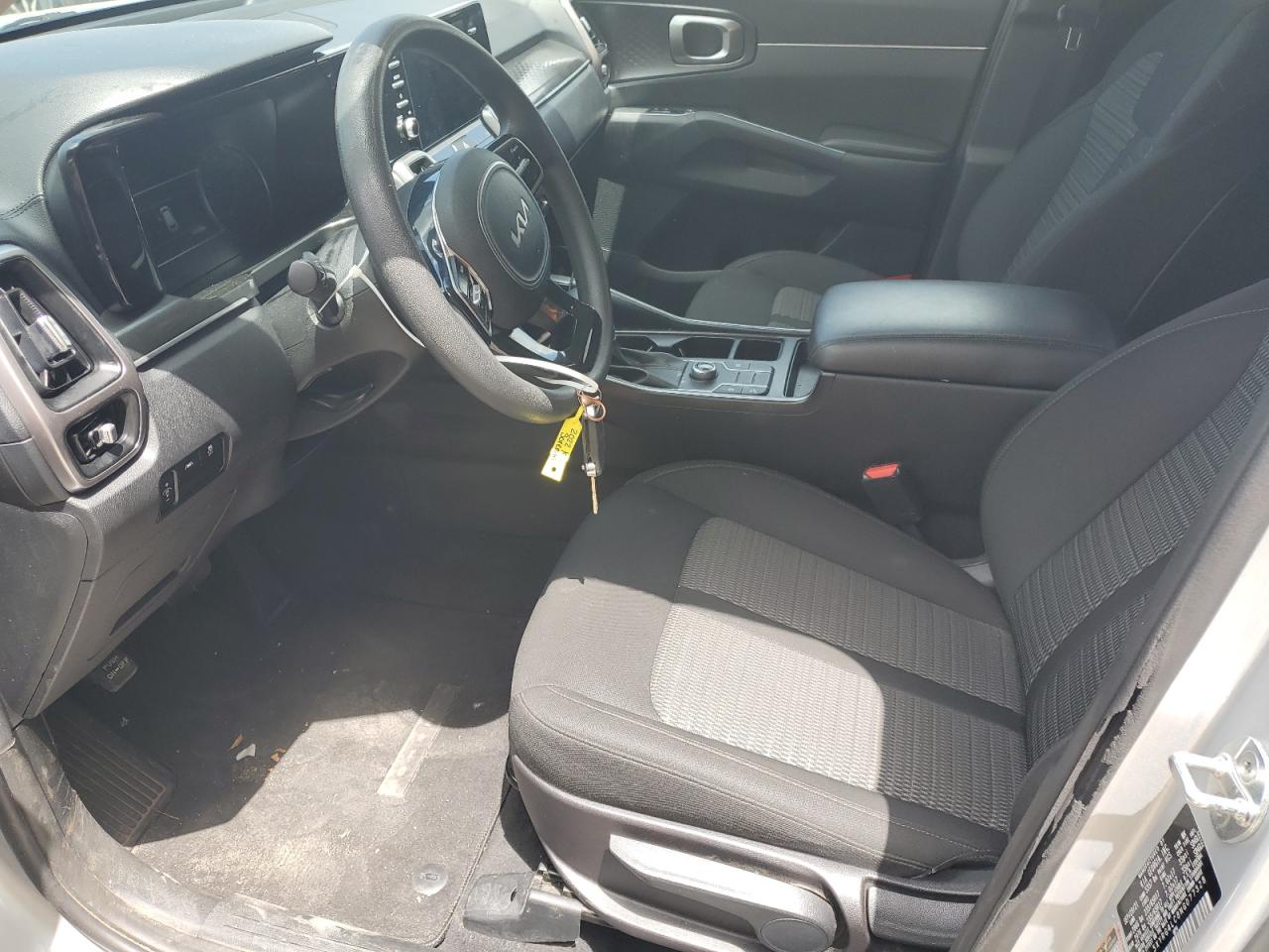 2022 KIA SORENTO LX VIN:5XYRG4LC8NG077328