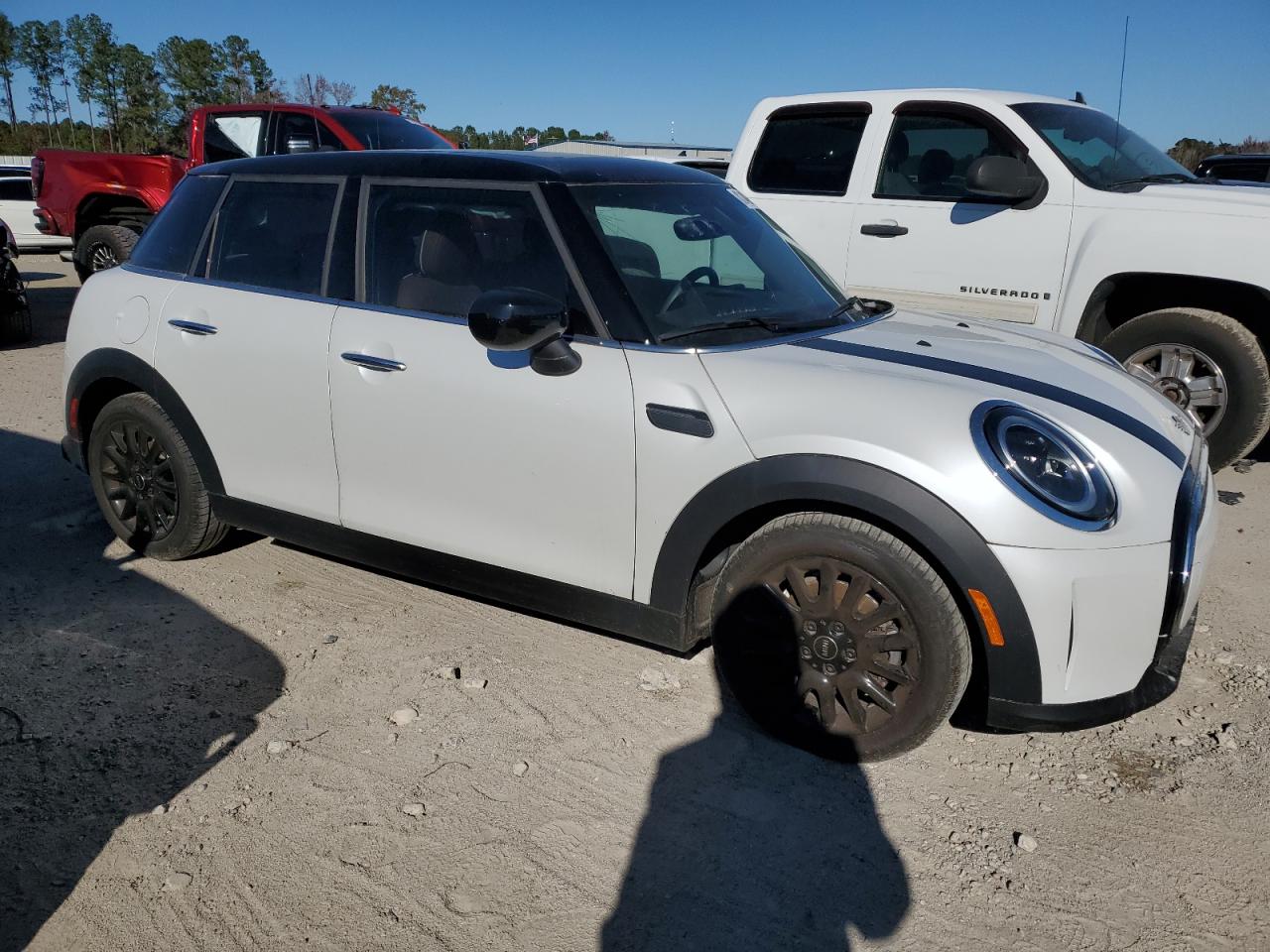 2024 MINI COOPER  VIN:WMW33DK00R2U88843