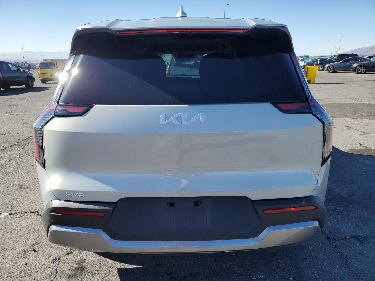 2024 KIA EV9 LIGHT VIN:KNDAB5S10R6021619