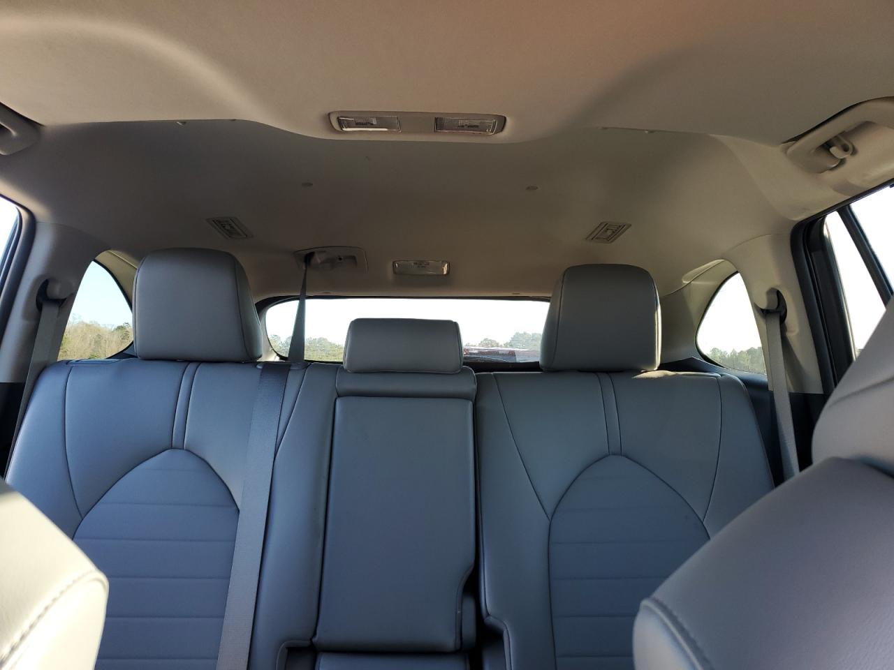 2022 TOYOTA HIGHLANDER XLE VIN:5TDGZRAHXNS111351