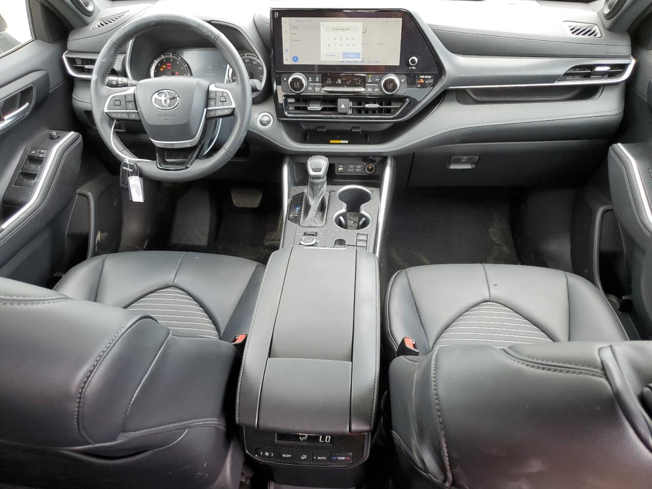 2024 TOYOTA HIGHLANDER LE VIN:5TDKDRBH8RS532465