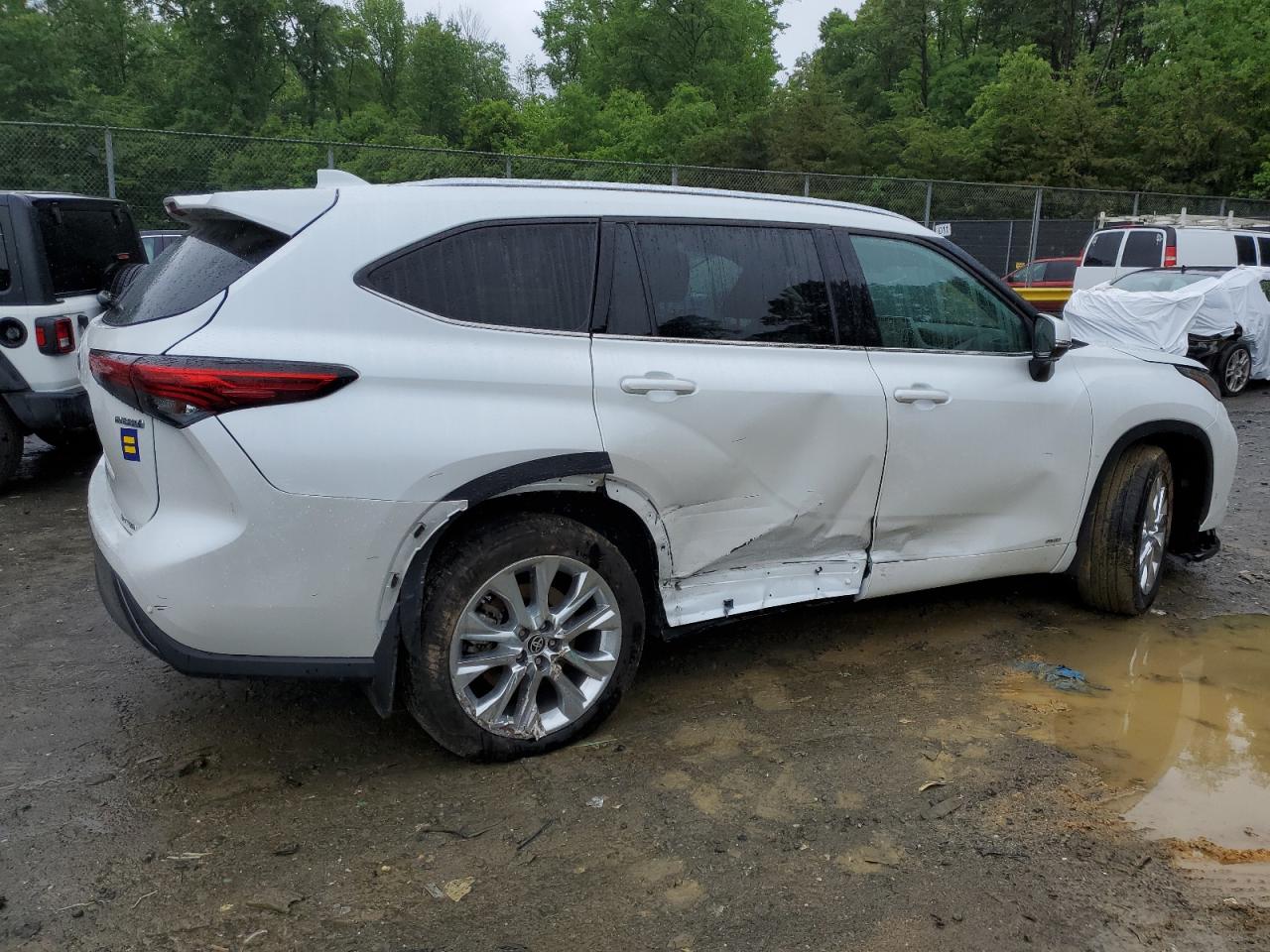 2023 TOYOTA HIGHLANDER HYBRID LIMITED VIN:5TDXBRCH7PS564525