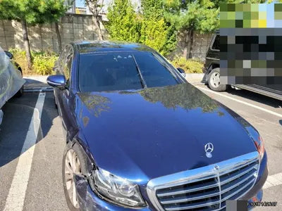 2019 Mercedes-Benz E 300 WDDZF4KB8KA662505 VIN:WDDZF4KB8KA662505