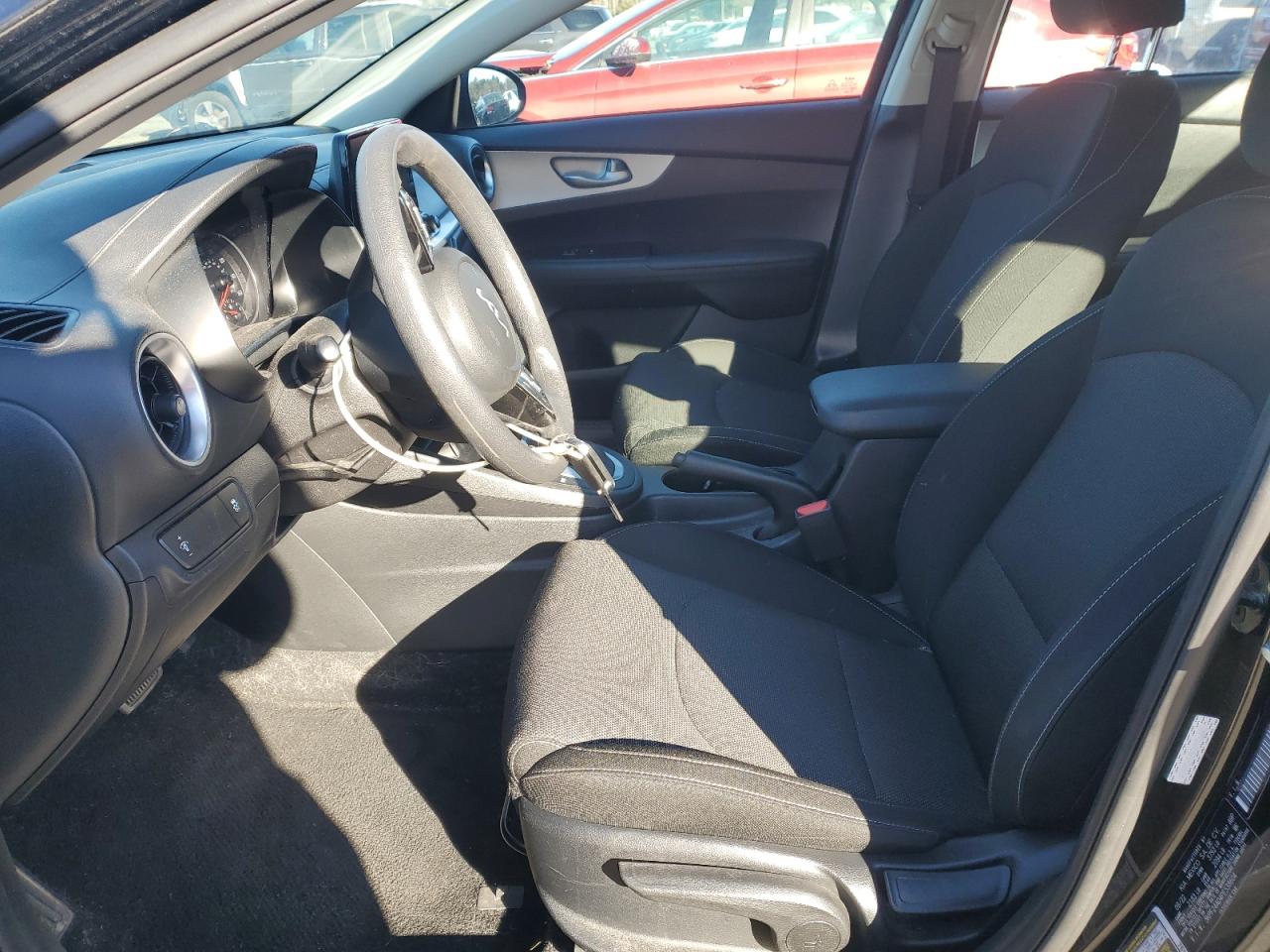 2023 KIA FORTE LX VIN:3KPF24AD4PE538604
