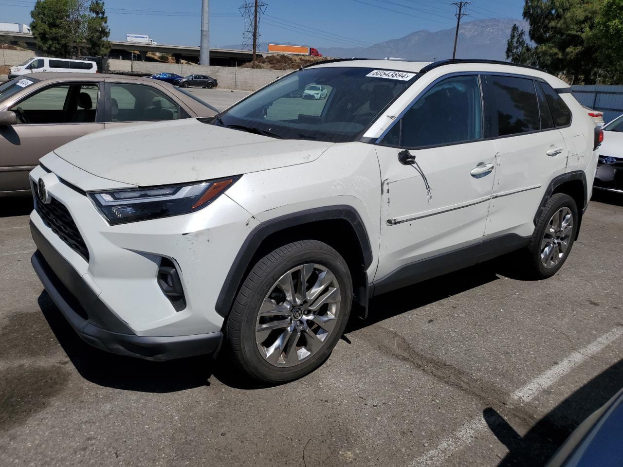 2022 TOYOTA RAV4 XLE PREMIUM VIN:JTMC1RFV1ND085741