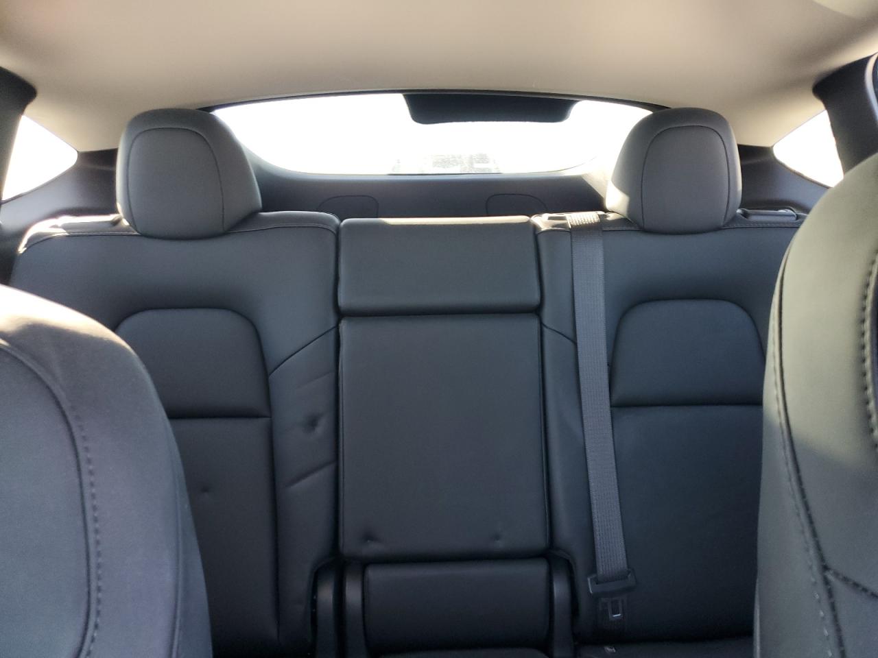 2023 TESLA MODEL Y  VIN:7SAYGDEE2PF888520