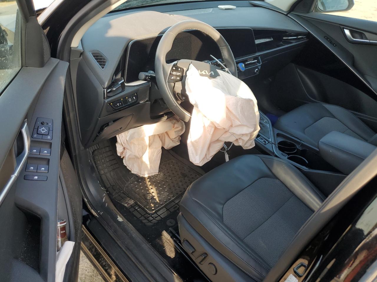 2023 KIA NIRO EX VIN:KNDCR3LE3P5081813