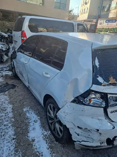 2016 Volkswagen Golf WVWZZZAUZGW045638 VIN:WVWZZZAUZGW045638