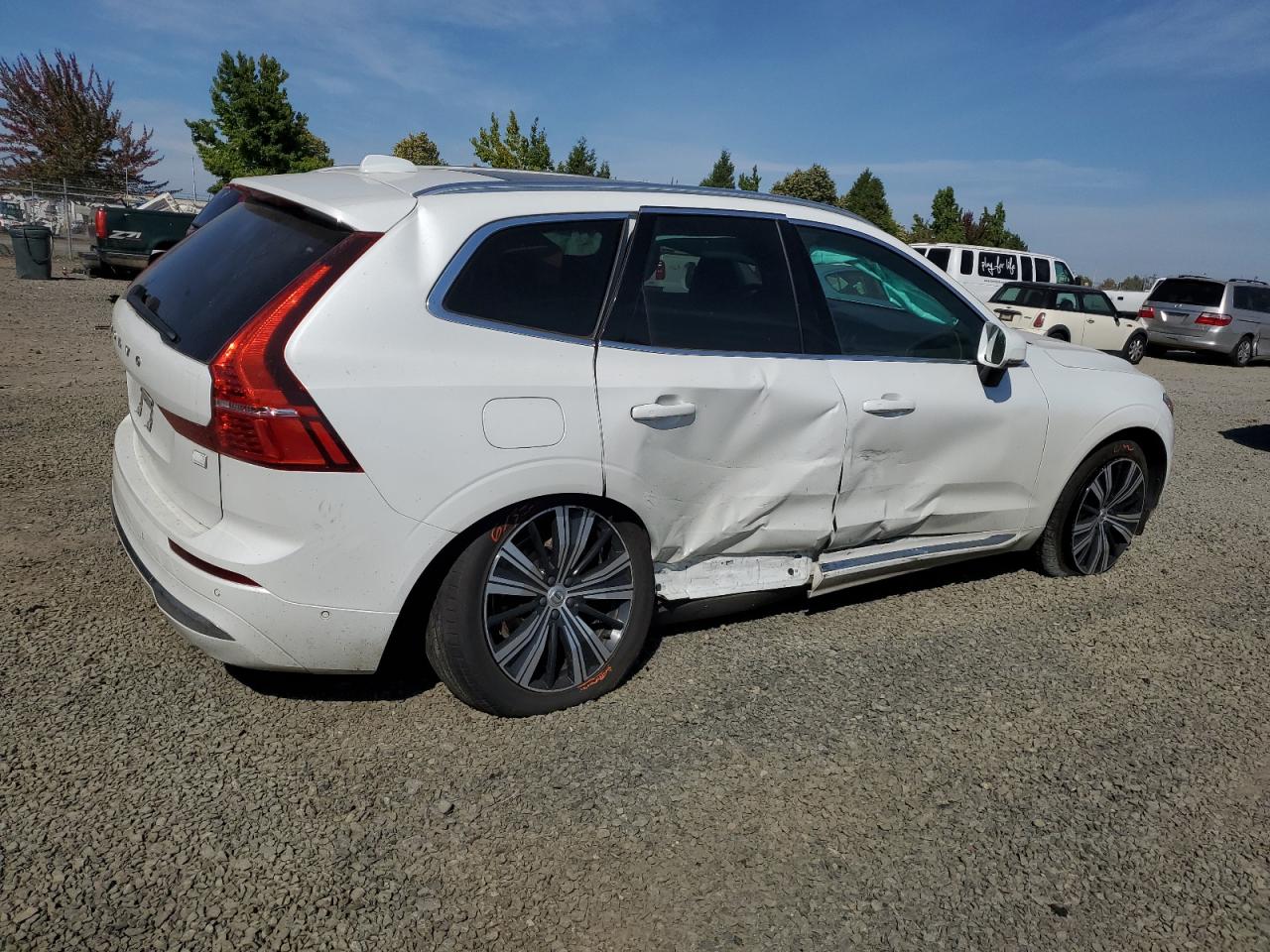 2022 VOLVO XC60 T8 RECHARGE INSCRIPTION VIN:YV4BR0DL8N1977677