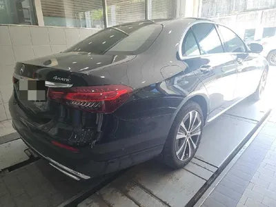 2021 Mercedes-Benz E 300 VIN: