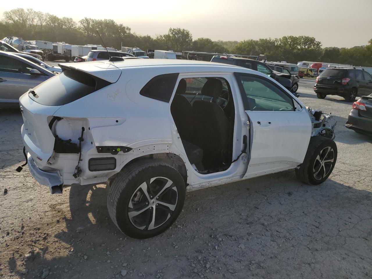 2024 CHEVROLET TRAX 1RS VIN:KL77LGE26RC090966