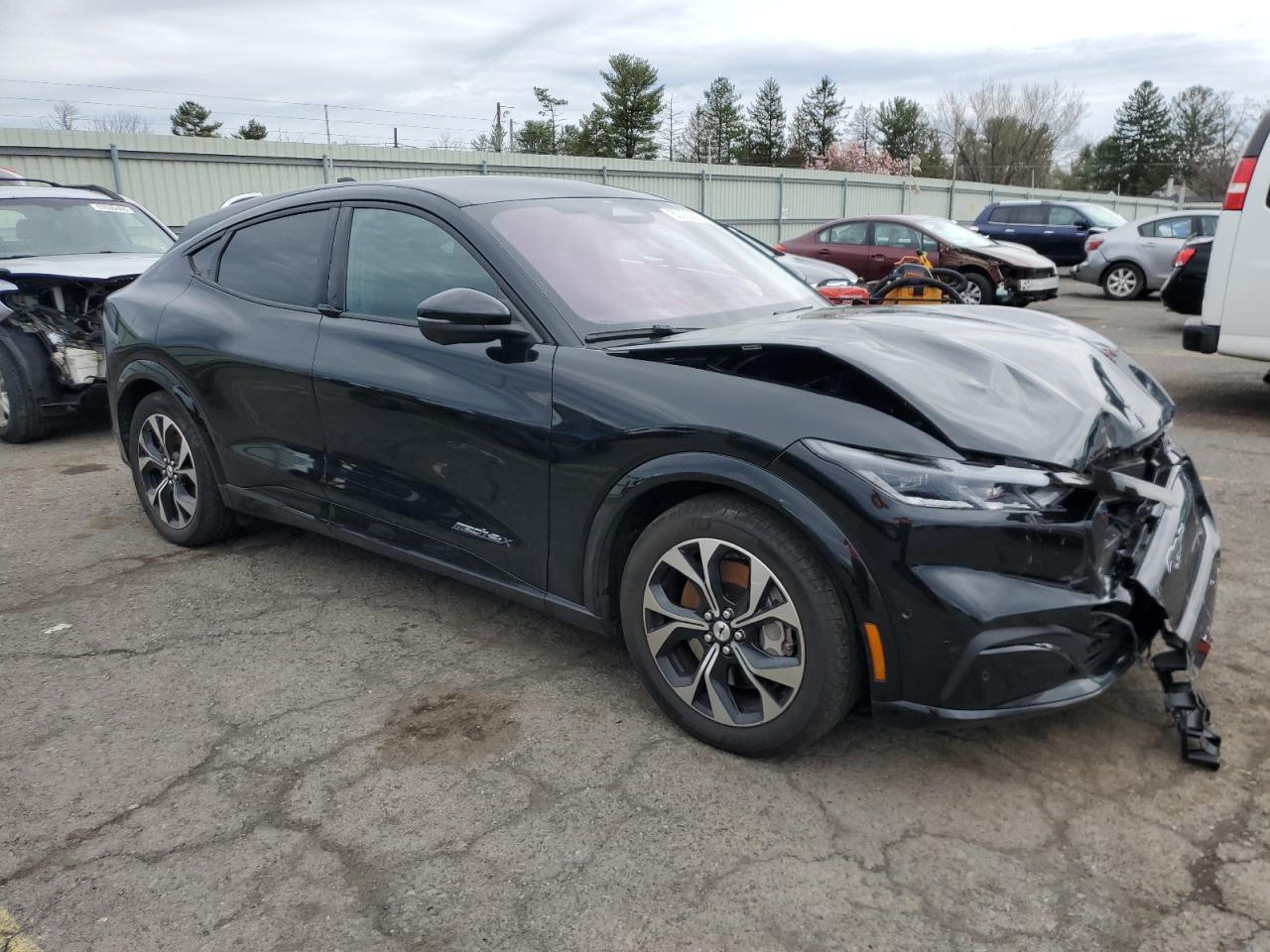2022 FORD MUSTANG MACH-E PREMIUM VIN:3FMTK3SU5NMA32242