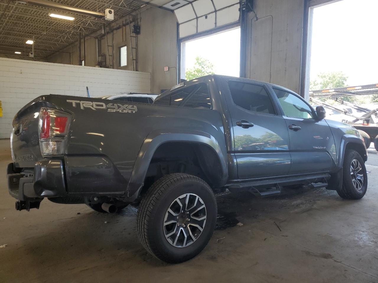 2022 TOYOTA TACOMA DOUBLE CAB VIN:3TMCZ5AN2NM472764