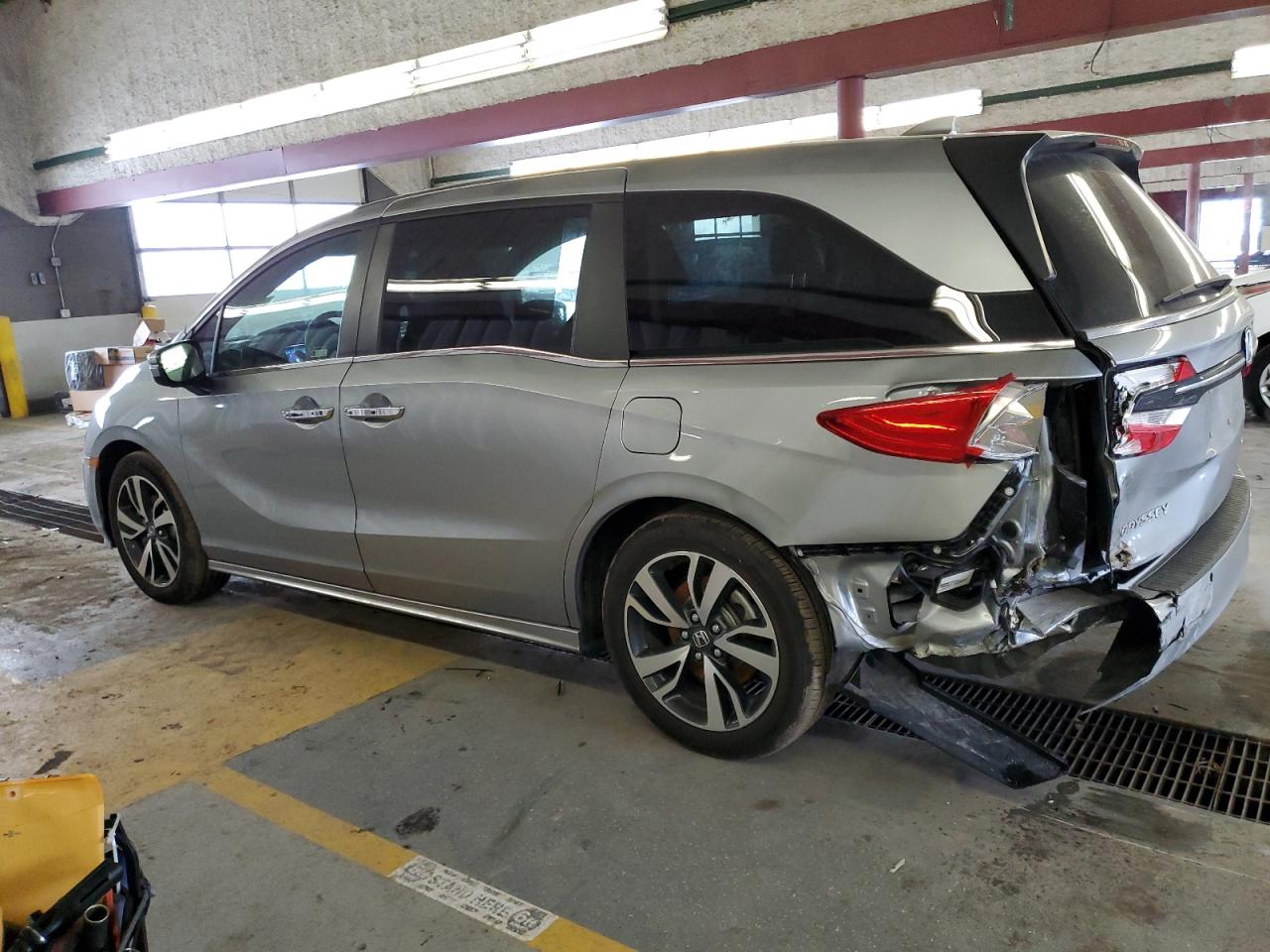 2024 HONDA ODYSSEY TOURING VIN:5FNRL6H81RB030537