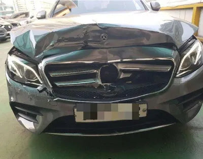 2019 Mercedes-Benz E 300 VIN: