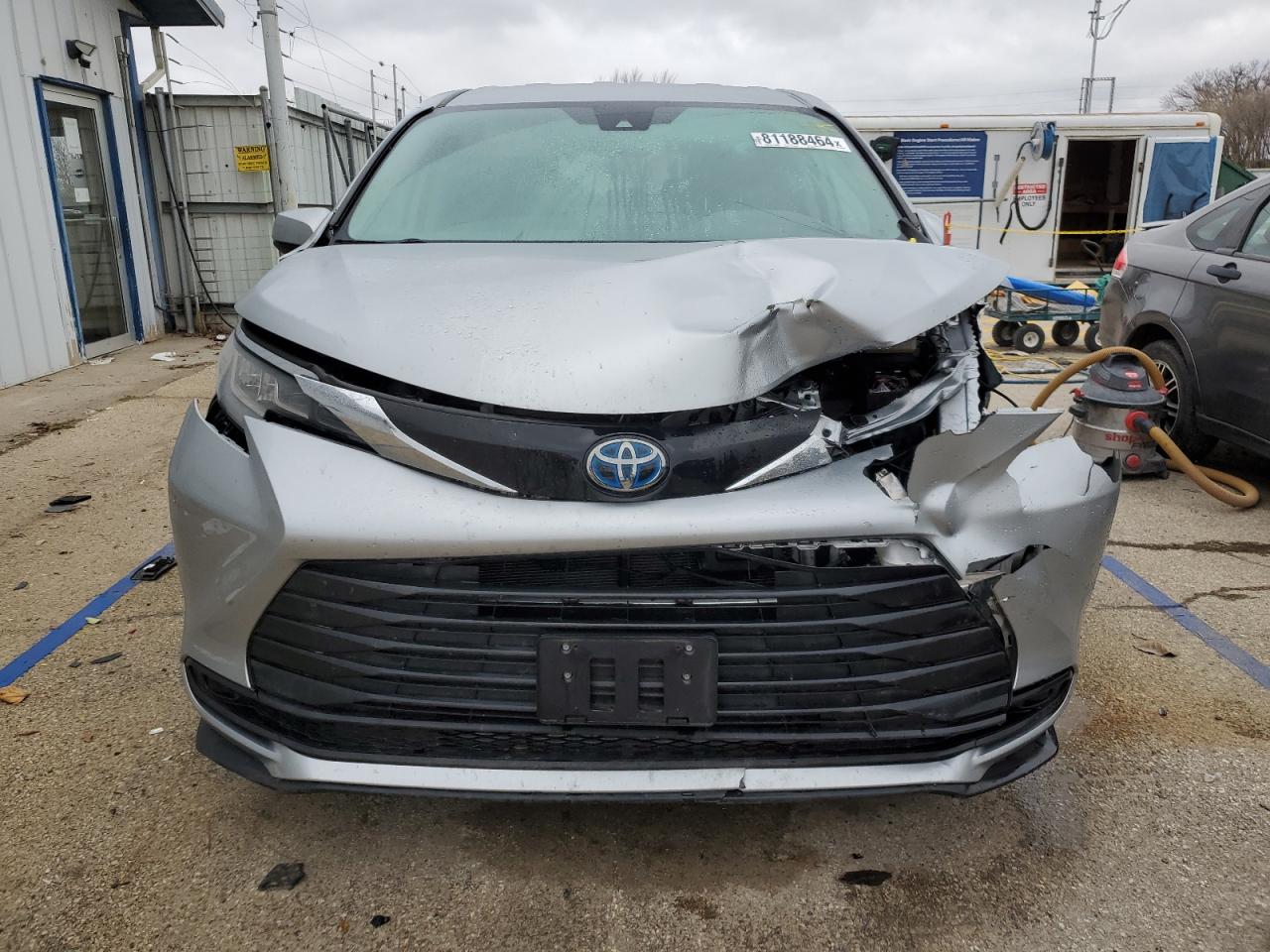 2022 TOYOTA SIENNA LE VIN:5TDKRKEC2NS100148