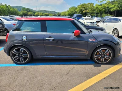 2020 MINI John Cooper Works VIN: