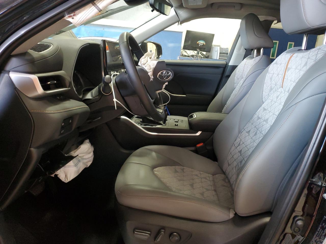 2023 TOYOTA HIGHLANDER HYBRID BRONZE EDITION VIN:5TDABRCH3PS601365