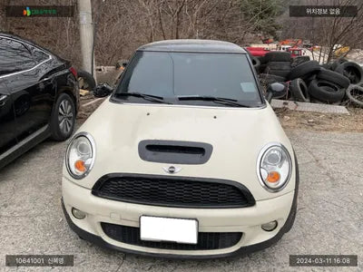 2017 MINI Cooper WMWMF7C54ATZ74030 VIN:WMWMF7C54ATZ74030
