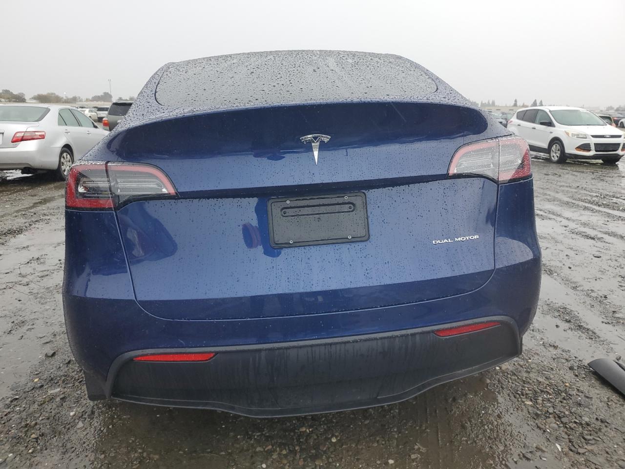 2023 TESLA MODEL Y  VIN:7SAYGDEE8PA117864