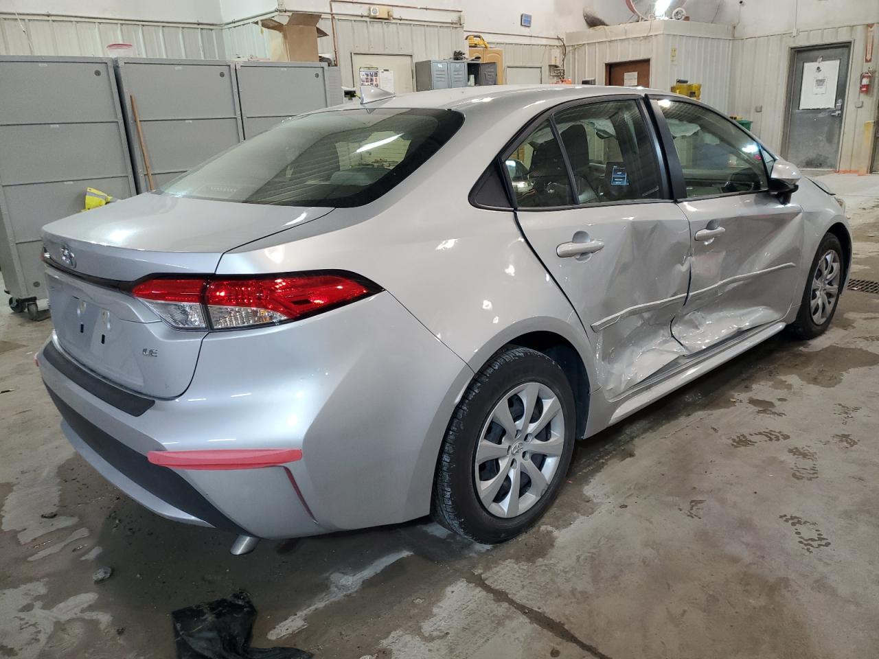 2022 TOYOTA COROLLA LE VIN:JTDEPMAE8NJ223827