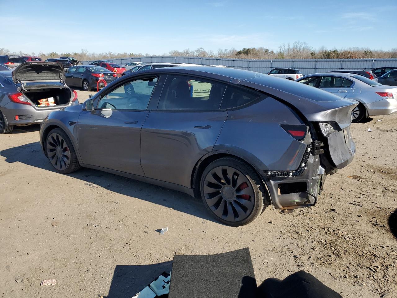 2023 TESLA MODEL Y  VIN:7SAYGDEF4PF913149