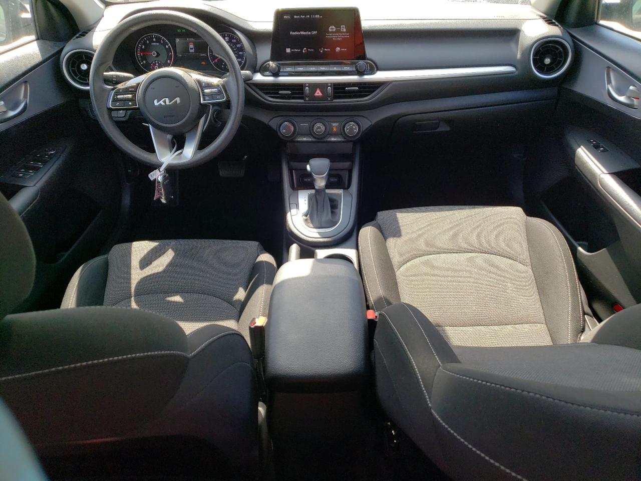 2022 KIA FORTE FE VIN:3KPF24AD3NE441908