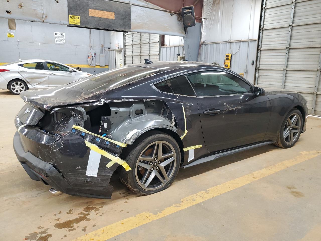 2024 FORD MUSTANG  VIN:4T1BK1EB8GU212551