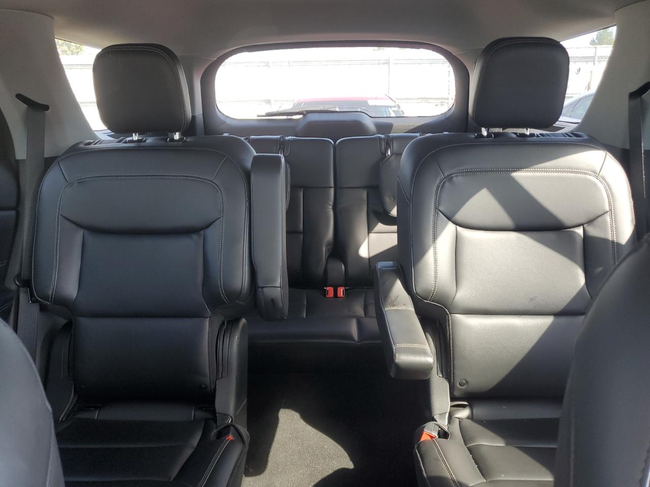 2022 FORD EXPLORER XLT VIN:1FMSK8DH6NGB40923