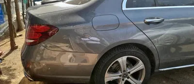 2018 Mercedes-Benz E 220 VIN: