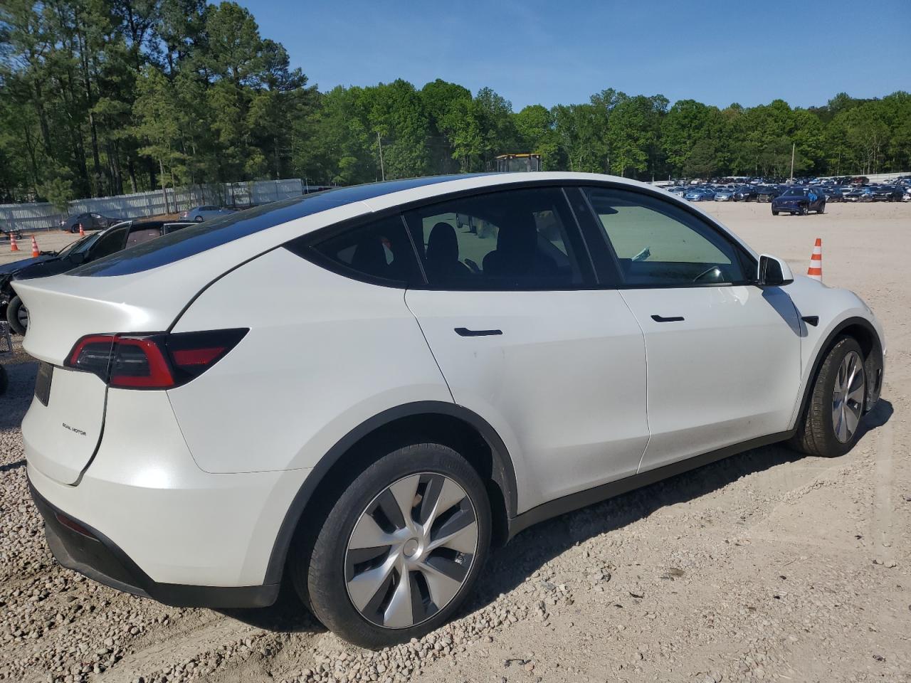 2023 TESLA MODEL Y  VIN:7SAYGDEE6PF764041