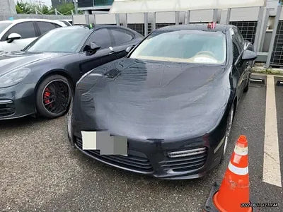 2014 Porsche Panamera NONE VIN: