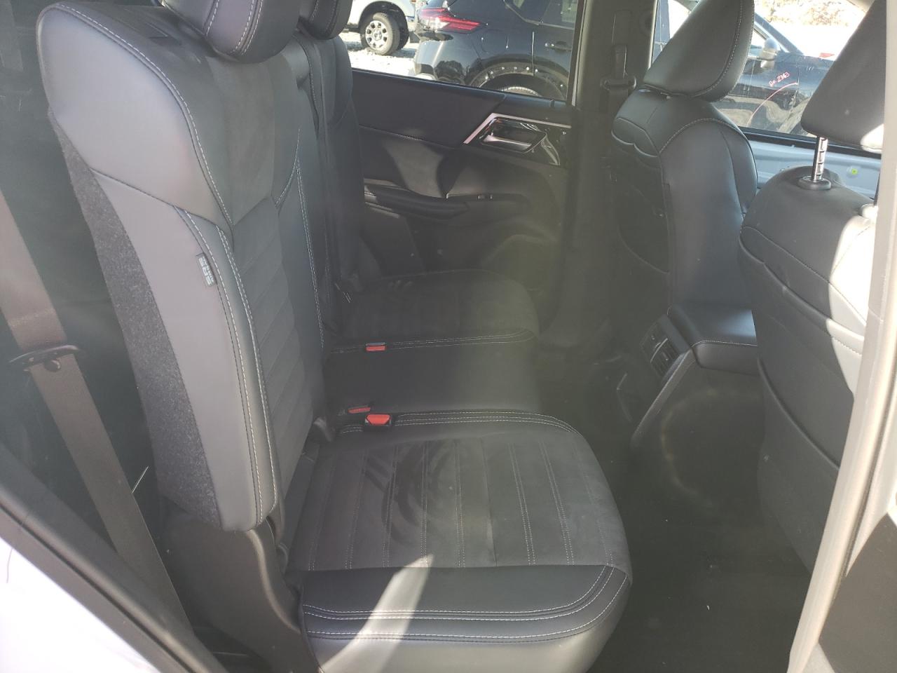 2024 MITSUBISHI OUTLANDER SE VIN:JA4J3VA8XRZ056219