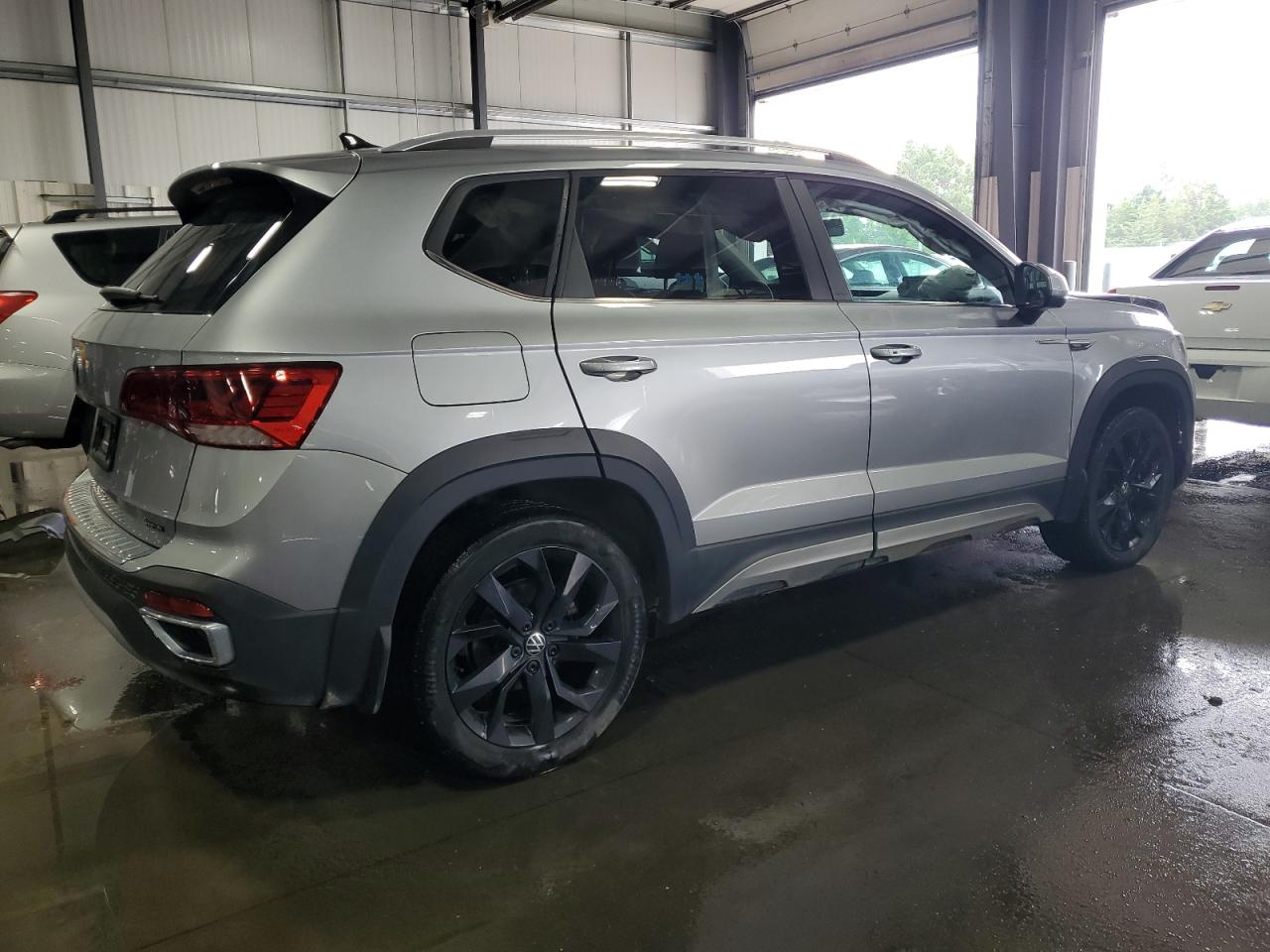 2022 VOLKSWAGEN TAOS SE VIN:3VVWX7B28NM050177