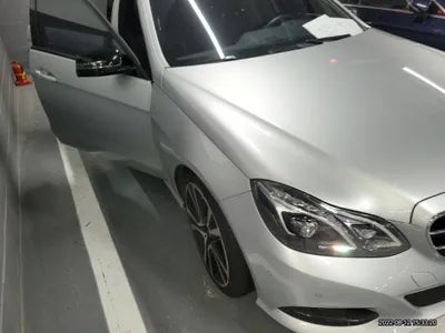 2015 Mercedes-Benz E 220 VIN: