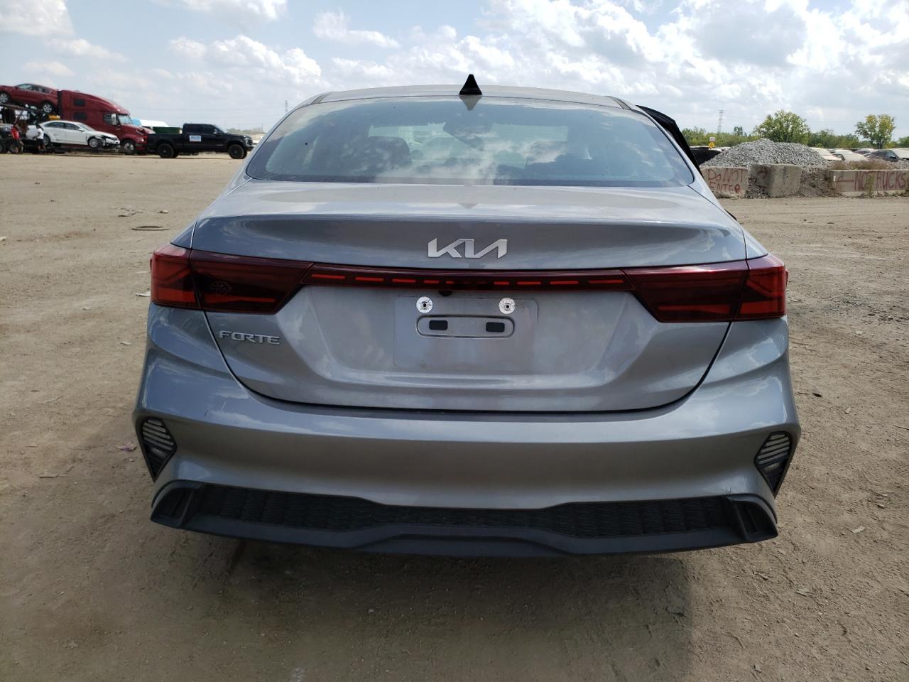 2023 KIA FORTE LX VIN:3KPF24AD2PE644159