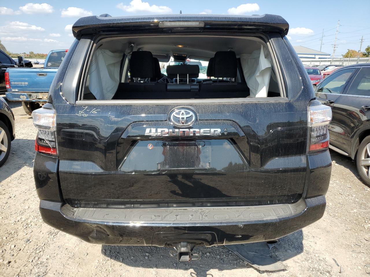 2023 TOYOTA 4RUNNER SE VIN:JTEMU5JR8P6187152