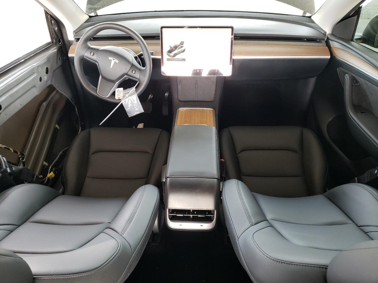 2022 TESLA MODEL Y  VIN:7SAYGDEE5NF552003