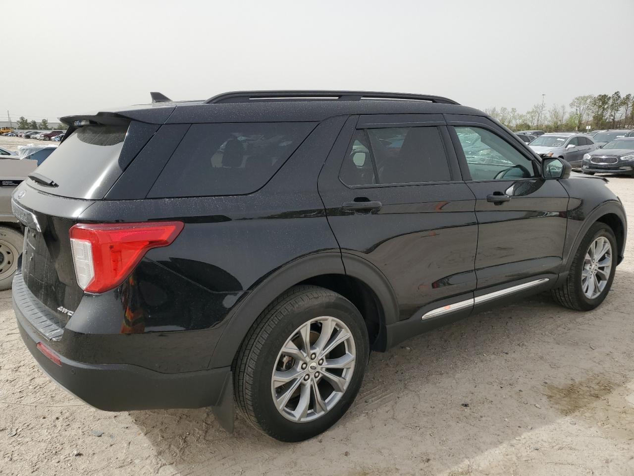 2022 FORD EXPLORER XLT VIN:1FMSK8DH0NGB62870