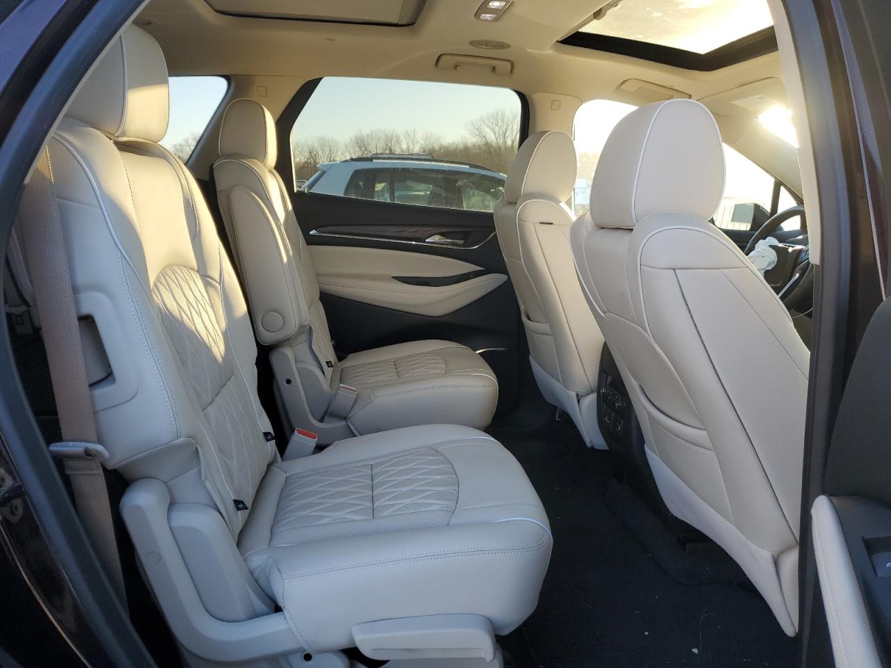 2024 BUICK ENCLAVE AVENIR VIN:5GAEVCKWXRJ100111