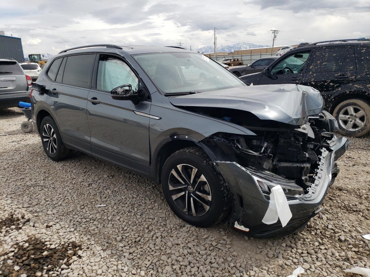 2022 VOLKSWAGEN TIGUAN S VIN:3VV0B7AX0NM078945