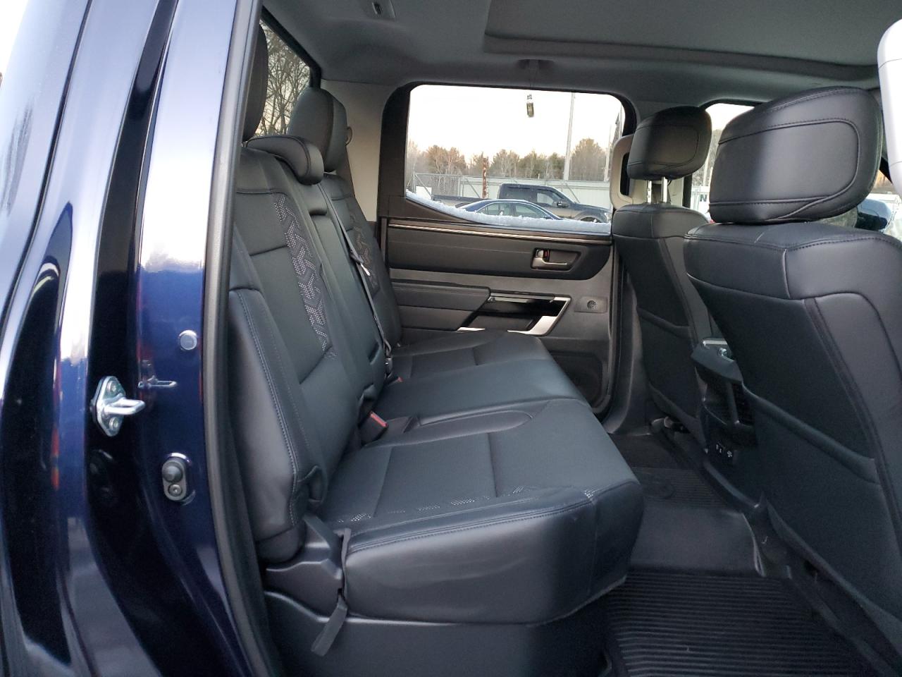 2024 TOYOTA TUNDRA CREWMAX LIMITED VIN:1VWBM7A3XCC101027