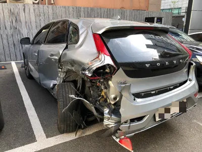 2017 Volvo V40 YV1MV79K0H2422437 VIN:YV1MV79K0H2422437