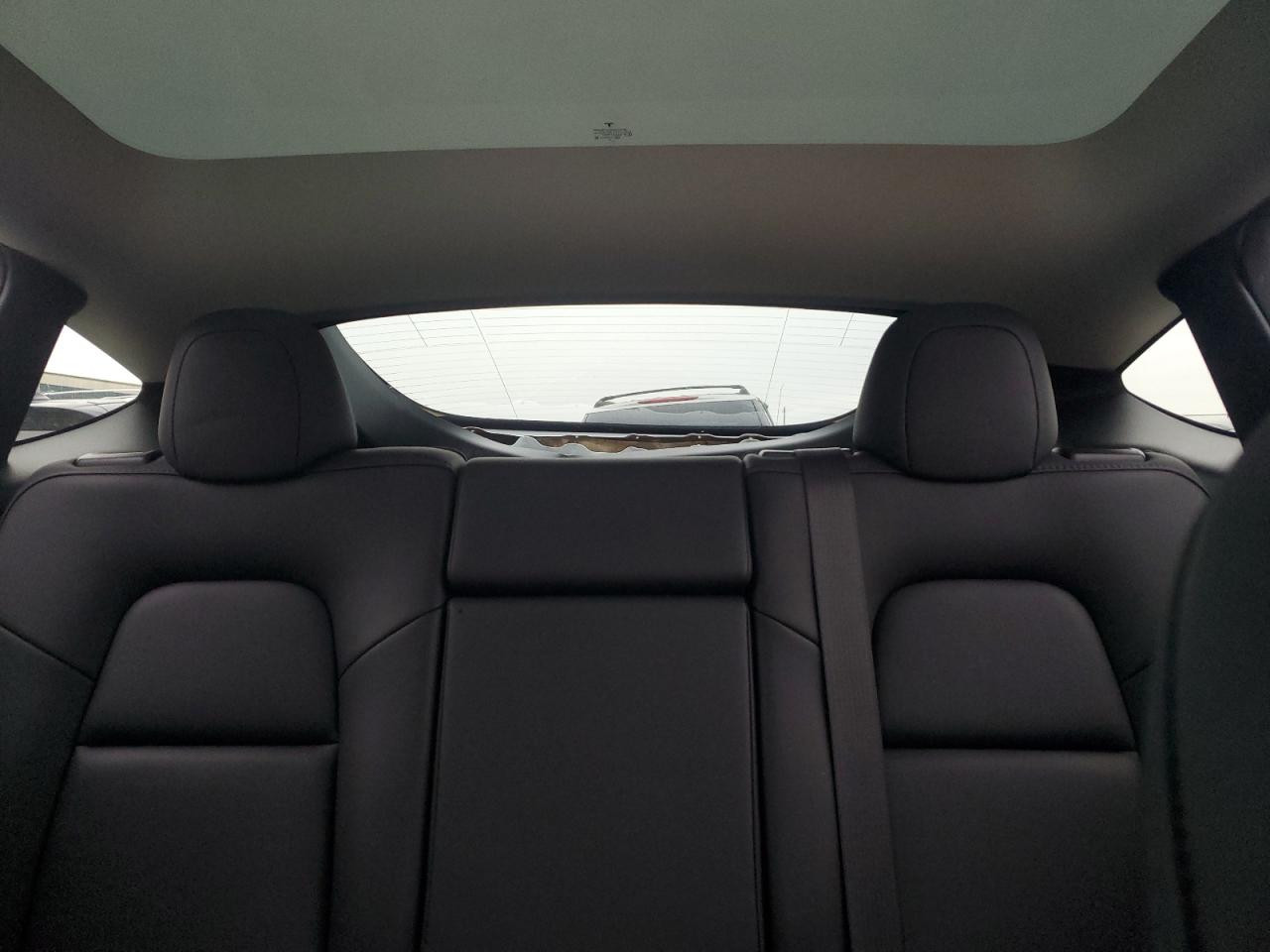 2023 TESLA MODEL Y  VIN:7SAYGDEE0PF976966