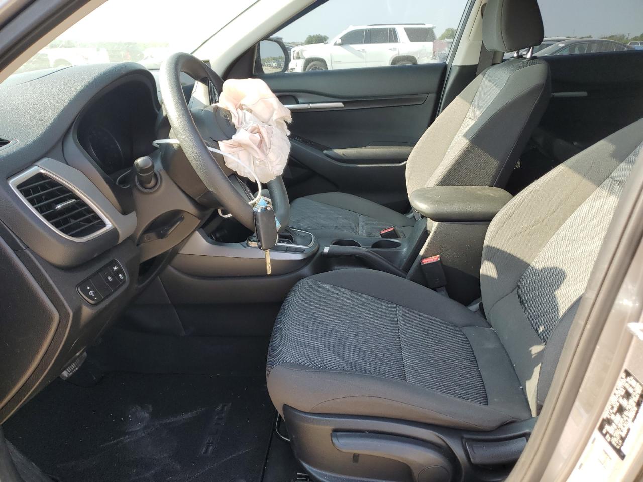 2022 KIA SELTOS LX VIN:KNDEPCAA5N7323470
